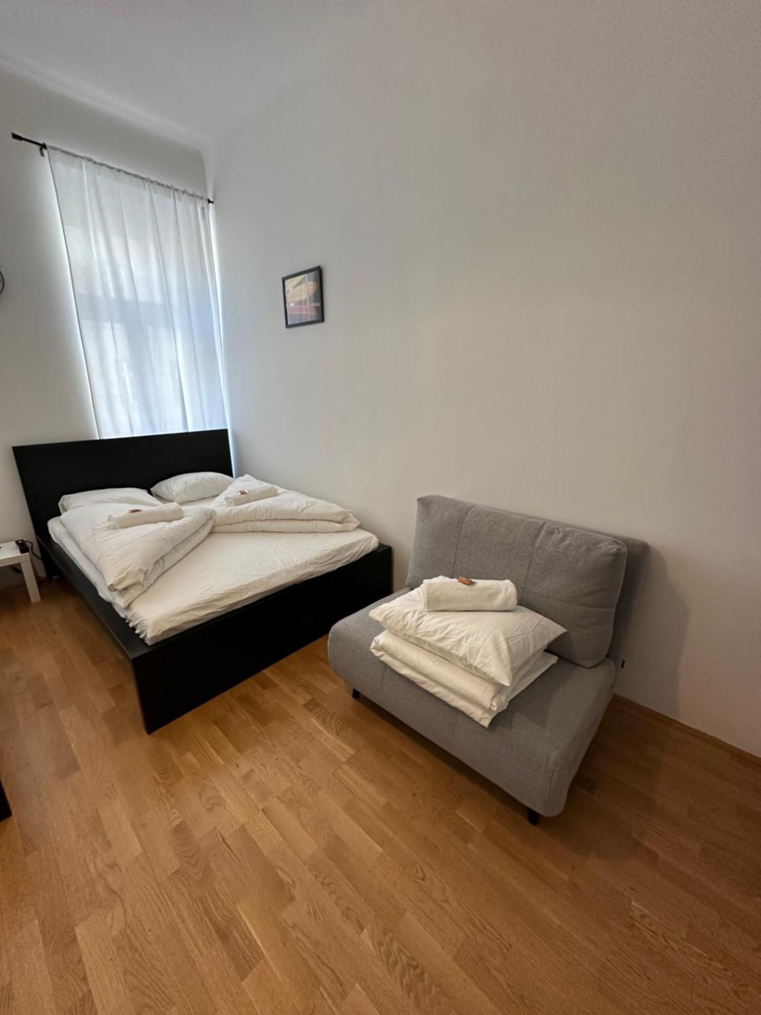 Cozy-5-Person Apartment In Vienna 5 Екстер'єр фото